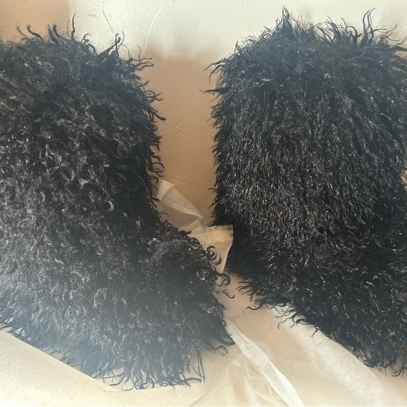Azalea Wang Shoes - Azalea Wang Fluffy Black Faux Fur Boots